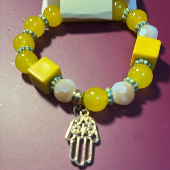 D’Bello Accessories Yellow and Gold Beaded Bracelet with Hamsa Hand Charm - Picture 3 of 12